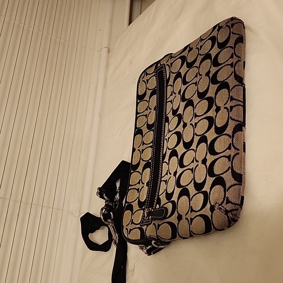 COACH LAPTOP OR TABLET CASE - Picture 2 of 2